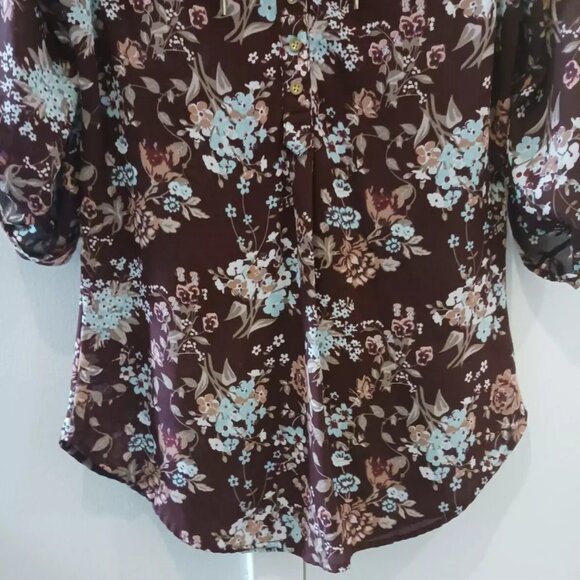 Womans Medium Floral Blouse 3/4 Adjustable Sleeves - Picture 4 of 5